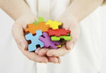 Cine, când și cum integrează adolescentul și adultul cu autism?